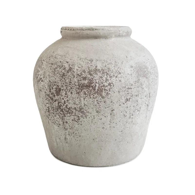 Nathali – Sculpted Clay Vessel in Chalkwash